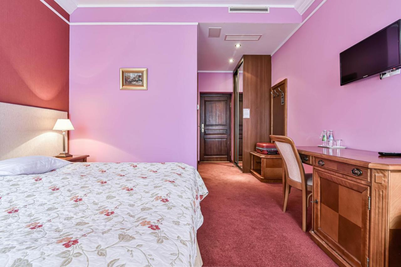 Hotel Spa Wieniawa Rekowo  Ngoại thất bức ảnh