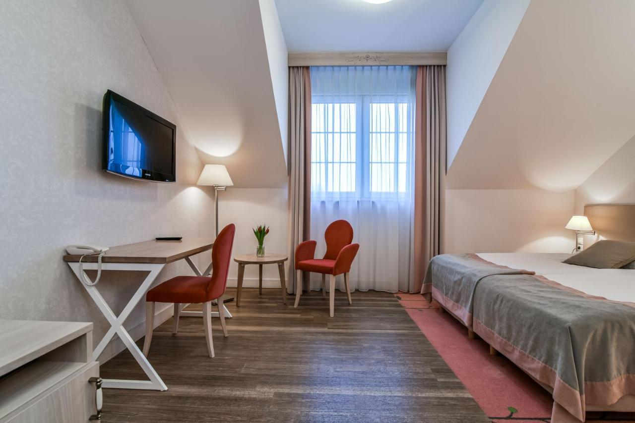Hotel Spa Wieniawa Rekowo  Ngoại thất bức ảnh