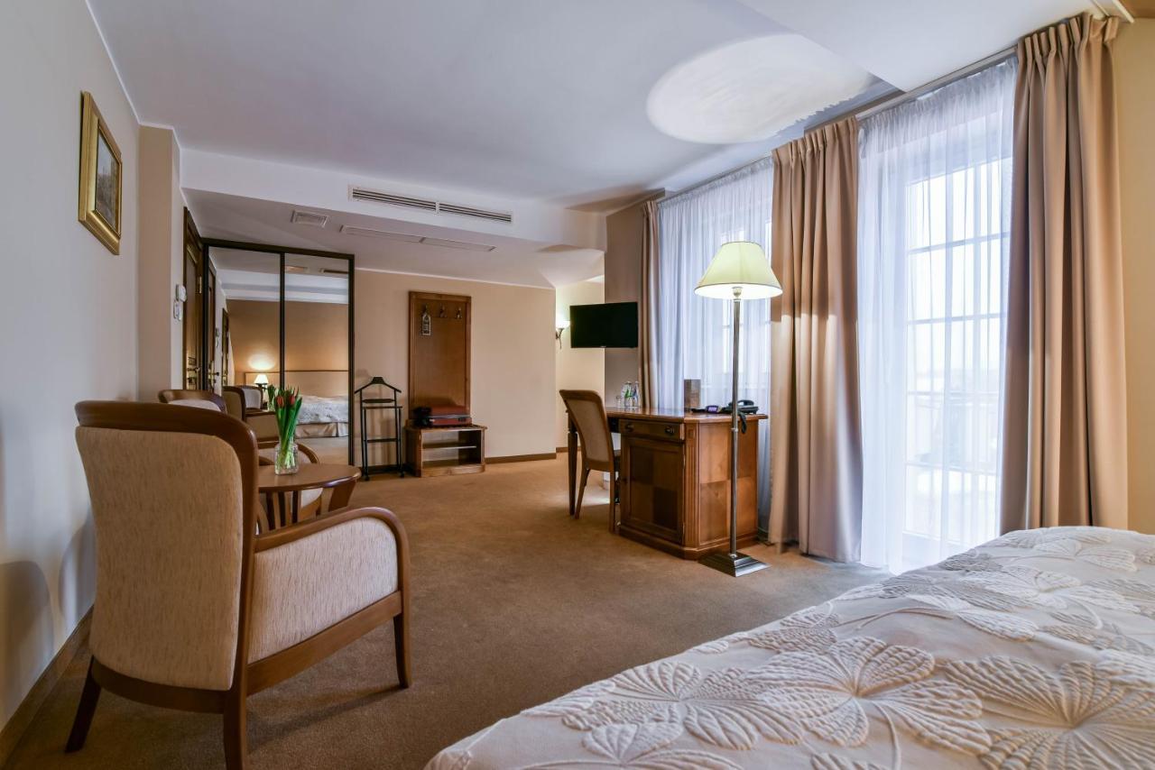 Hotel Spa Wieniawa Rekowo  Ngoại thất bức ảnh