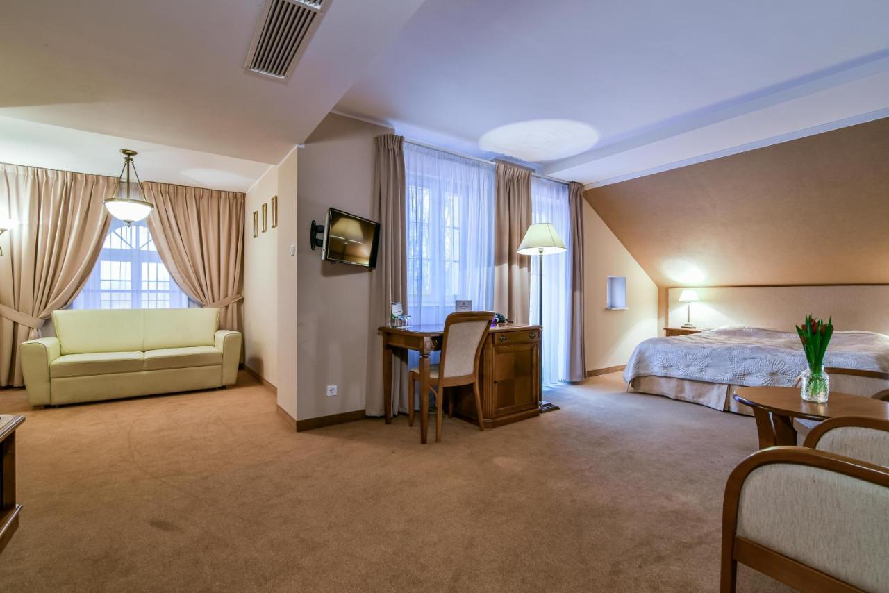 Hotel Spa Wieniawa Rekowo  Ngoại thất bức ảnh