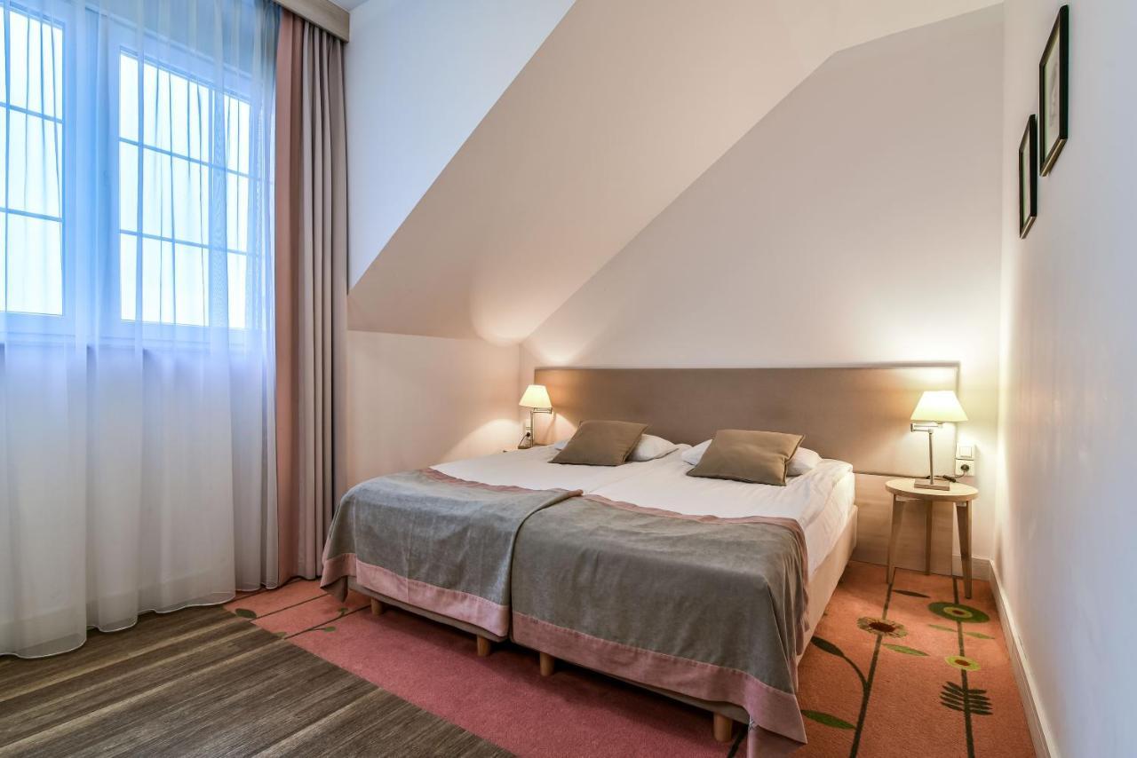 Hotel Spa Wieniawa Rekowo  Ngoại thất bức ảnh