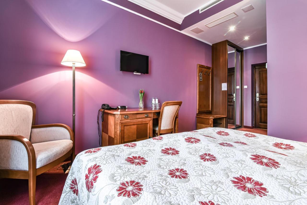 Hotel Spa Wieniawa Rekowo  Ngoại thất bức ảnh