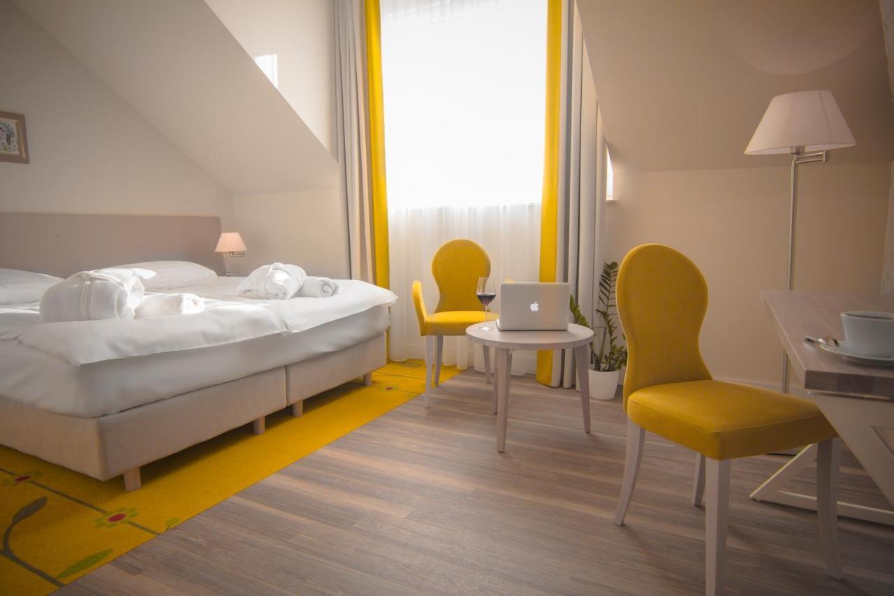 Hotel Spa Wieniawa Rekowo  Ngoại thất bức ảnh