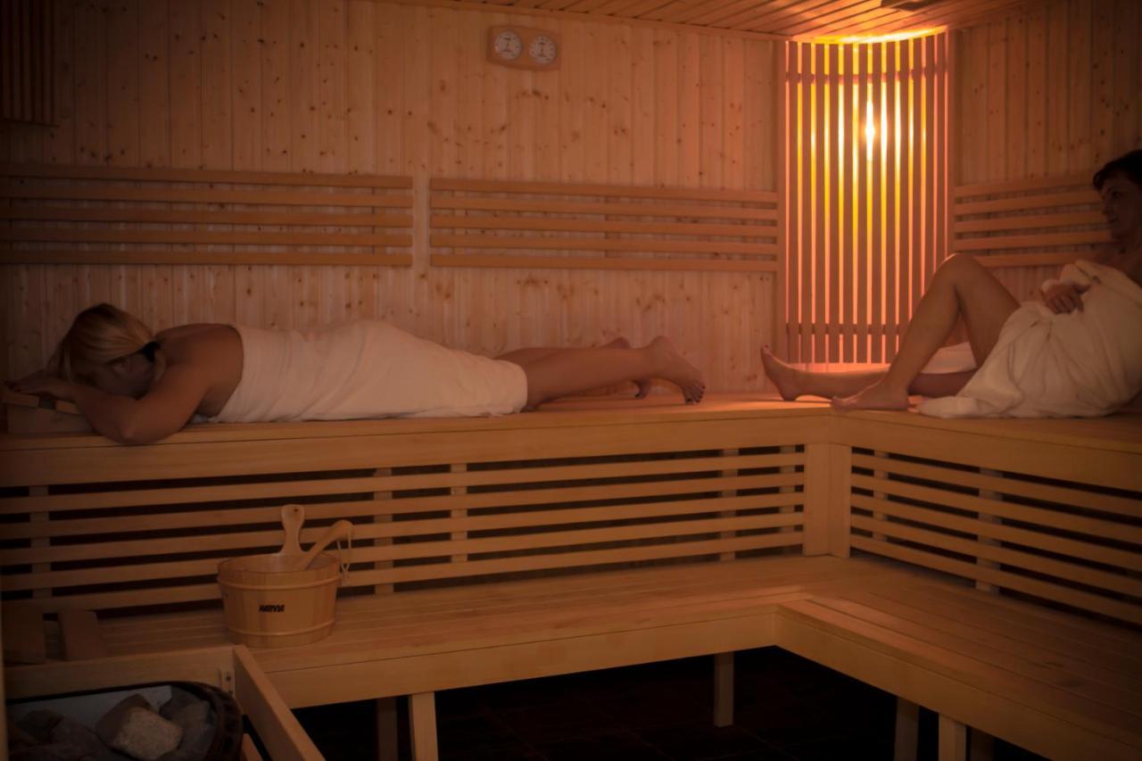 Hotel Spa Wieniawa Rekowo  Ngoại thất bức ảnh